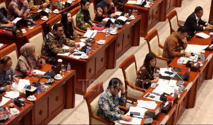 印尼计划收紧电话卡注册规定推动e-SIM迁移